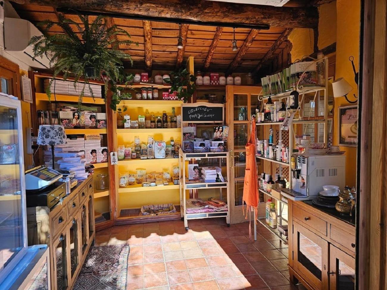 Beautiful Alamedas - Una Casa Rural Con Una Historia Unica Castronuno Exterior foto