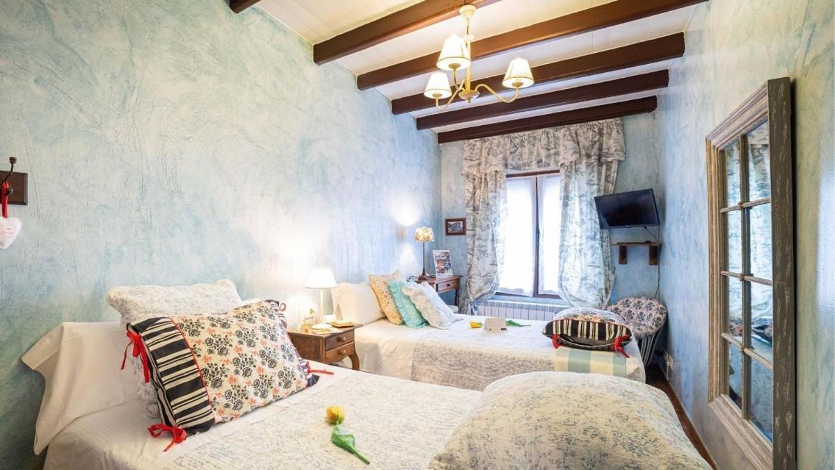 Beautiful Alamedas - Una Casa Rural Con Una Historia Unica Castronuno Exterior foto