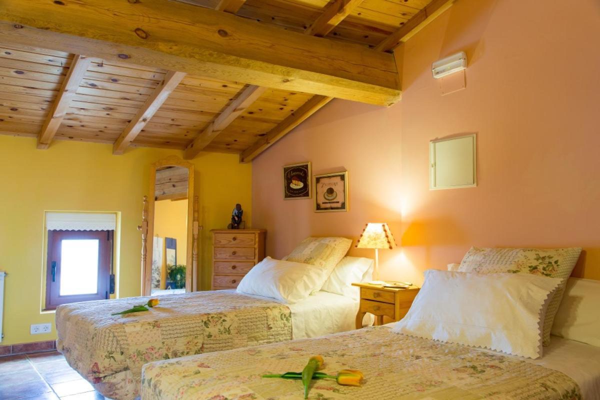 Beautiful Alamedas - Una Casa Rural Con Una Historia Unica Castronuno Exterior foto