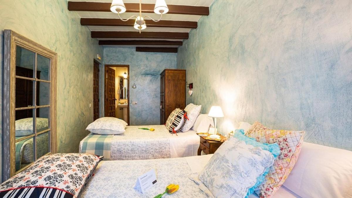 Beautiful Alamedas - Una Casa Rural Con Una Historia Unica Castronuno Exterior foto