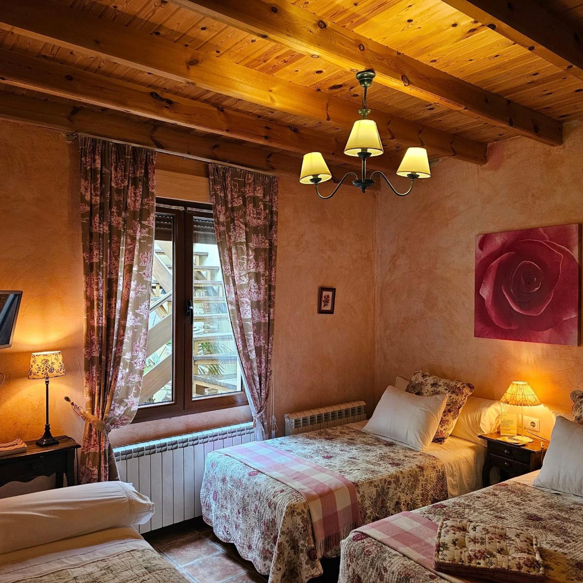 Beautiful Alamedas - Una Casa Rural Con Una Historia Unica Castronuno Exterior foto